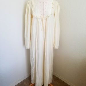 Vintage 50's Yellow Babydoll Nightgown